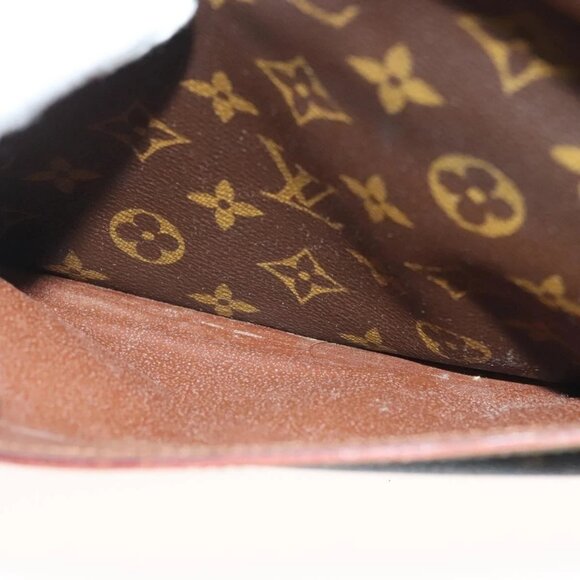 LOUIS VUITTON Monogram Compiegne 28 Clutch Bag LV Auth - Picture 15 of 16